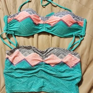 2 Eidon Bikini Tops L